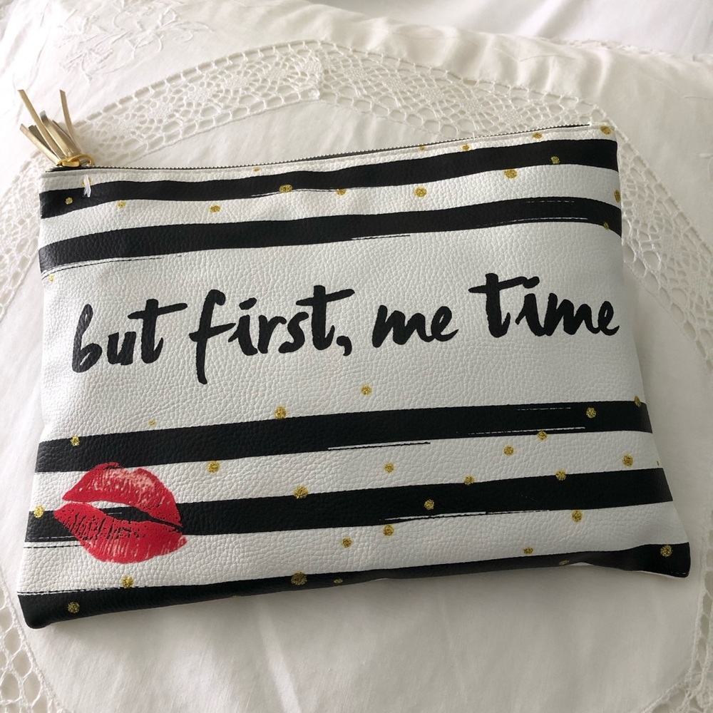 Make up bag. New-never used.